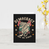 民主主義に王8647虎はない カード (黄色い花)