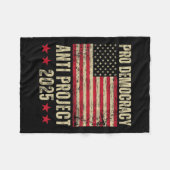 民主主義アンチプロジェクト2025ストッププロジェクト2025アンチ フリースブランケット (正面(横))