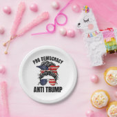 民主化推進 – アンチトランプ乱交バンアメリカン国旗 ペーパープレート (パーティー)
