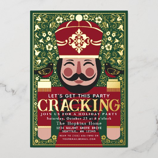 民俗的で楽しいナッツクラッカーのクリスマス パーティーのお誘い 箔シーズンカード (正面)