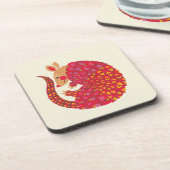 民族のアルマジロ コースター (左側)