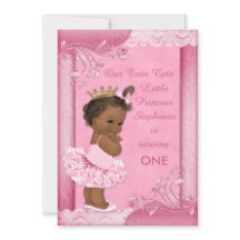 民族のチュチュのかわいいベビーの第1誕生日ののどのレース