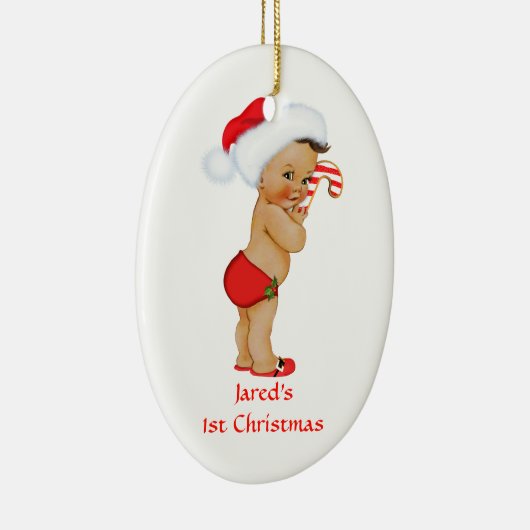 民族の男の赤ちゃんの初めてのクリスマスの赤いサンタの帽子 セラミックオーナメント (右)