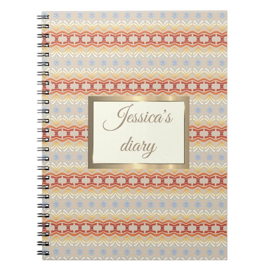 民族のbohoのスタイルの幾何学的なパターン。 金フレーム ノートブック (正面)