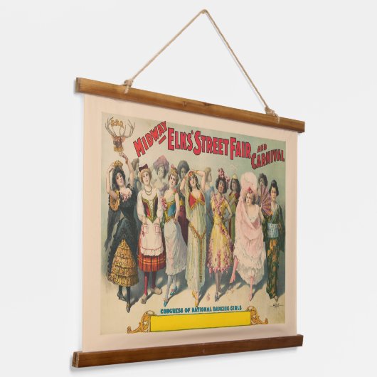 民族衣装を着た女性を描いたサーカスのポスター 吊り下げ型タペストリー (傾斜あり)