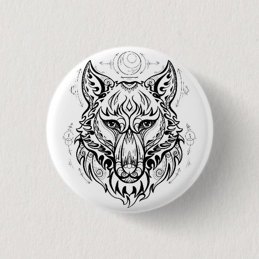 民族装飾を施したオオカミの頭 缶バッジ (正面)