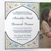 民族風ブルー装飾花のアーチ インドの結婚式 三つ折り招待状 (内部最初)