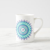 民族telの曼荼羅。 モノグラム ボーンチャイナマグカップ (右)