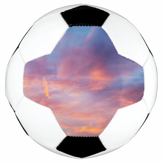 気のあるそぶりをした空 サッカーボール (正面)