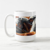 気の合う者同士-馬の群れのコーヒー・マグ コーヒーマグカップ (左)