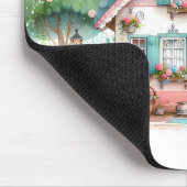 気まぐれなパステルカラーのフェアリー・テイル・コテージ・アート マウスパッド (コーナー)