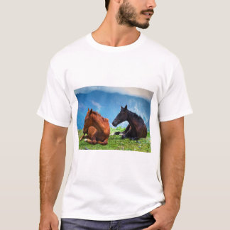 気まぐれな山の馬たち: ファインアートの旅 Tシャツ