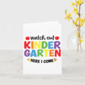 気をつけて幼稚園、僕/私が来るよ キンダー バックトゥスクール カード (黄色い花)