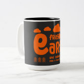 気候変動 |炭素汚染 |アクションTシャツ ツートーンマグカップ (正面左)