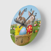 気分のためのイースターかわいい前向きバニー ラウンド壁時計 (傾斜)