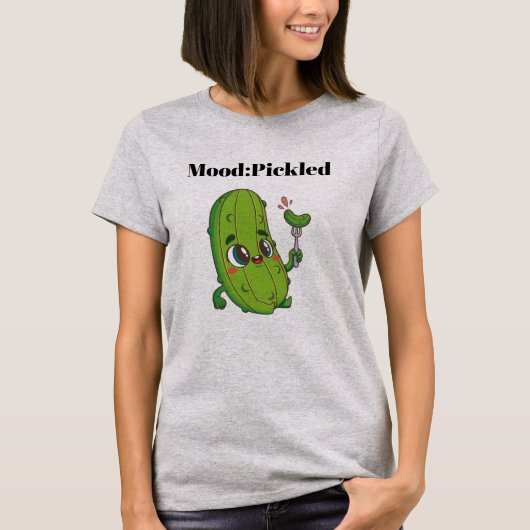 気分はピクルス?面白いグラフィックTシャツ Tシャツ (正面)