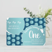 気泡ポップ・アートのポップ・アートのポップ・アートの誕生日おもしろい 招待状 (スタンド正面)