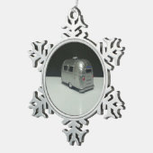 気流のバンパーのキャンピングカー スノーフレークピューターオーナメント (右)