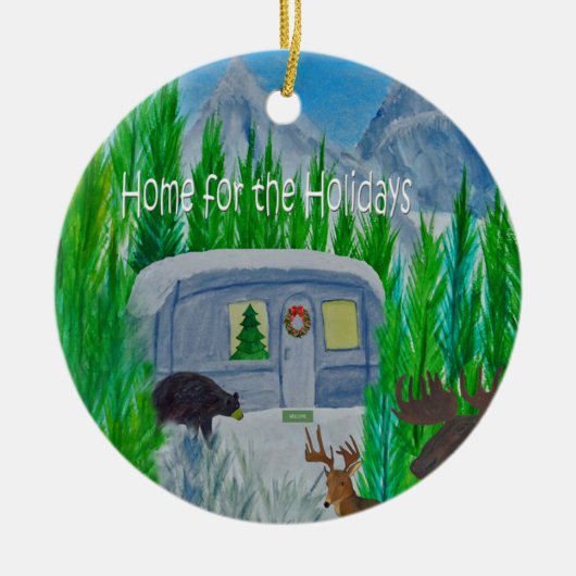 気流の雪に包まれたレトロキャンパーオーナメント セラミックオーナメント (正面)