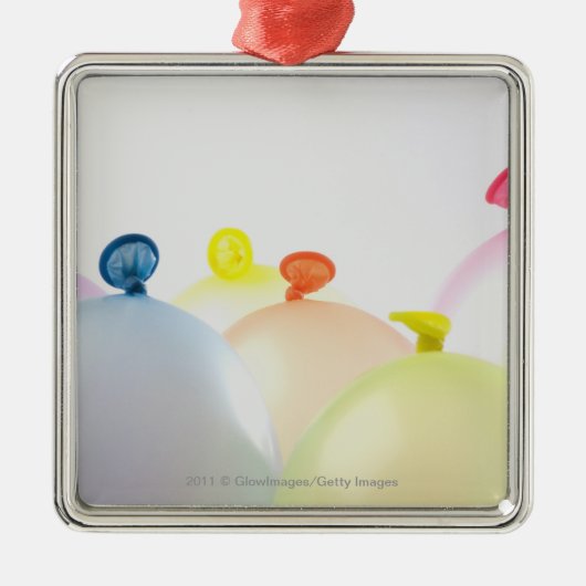 気球のクローズアップ メタルオーナメント (正面)