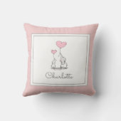 気球のピンクの女の子を持つかわいいベビーの象そしてお母さん クッション (裏面)