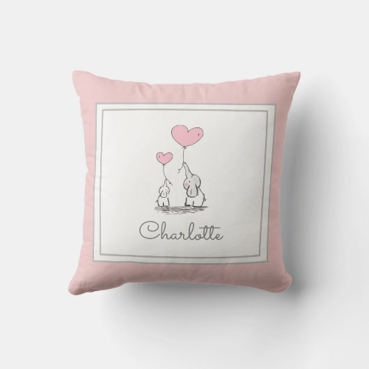 気球のピンクの女の子を持つかわいいベビーの象そしてお母さん クッション (裏面)