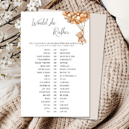 気球の赤ちゃんシャワーを心待ちにする彼女はむしろ