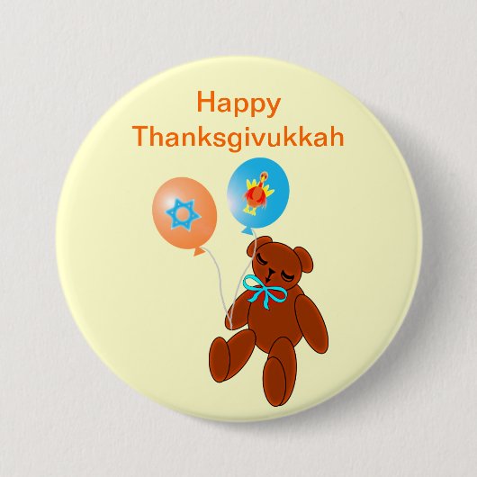 気球ボタンを持つThanksgivukkahのテディー・ベア 缶バッジ (正面)