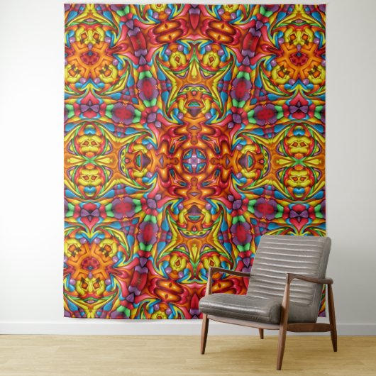 気紛れなTikiの赤いヴィンテージのフラクタルの万華鏡のように千変万化するパターン タペストリー (インサイチュ)