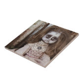 気色悪いゴシック様式磁器の人形のビクトリア時代の人のゴシック タイル (側面)