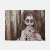 気色悪いゴシック様式磁器の人形のビクトリア時代の人のゴシック ドアマット (正面)