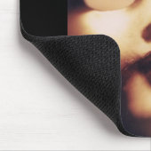 気色悪い人形 マウスパッド (コーナー)