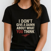 気軽なTシャツ; 可愛いお茶目な大人 私は気にしない Tシャツ