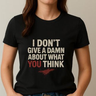 気軽なTシャツ; 可愛いお茶目な大人 私は気にしない Tシャツ
