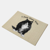 気難しいネコの出入りするドアのマット ドアマット (アングル)