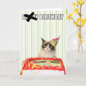 気難しい猫-ハッピーバースデーカード カード (黄色い花)