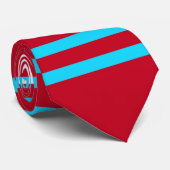 水および赤いタイ ネクタイ (ロール)