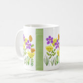 水かわいらし色の野生の花と緑のギンガム マグカップ (正面左)