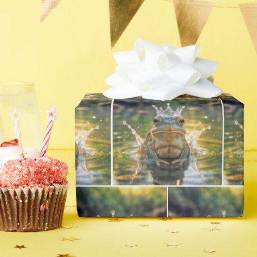 水しぶき冠をかぶったカエル ラッピングペーパー (誕生日パーティー)