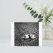 水たまりのある石畳の通り，インスブルックオーストリア ポストカード (スタンド正面)