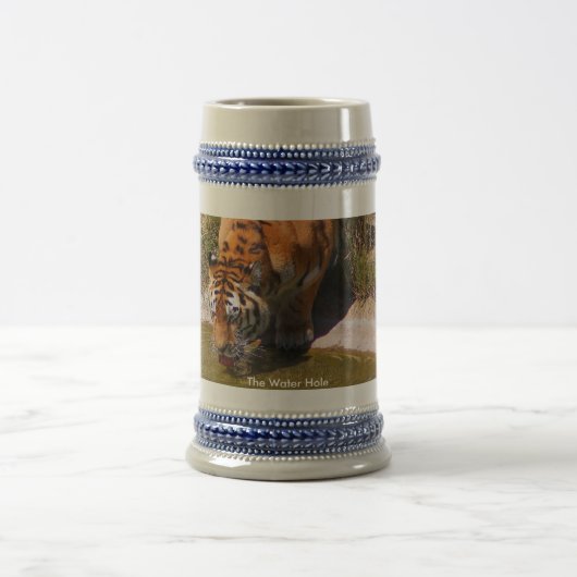 水たまり ビールジョッキ (中央)