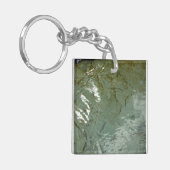 水で覆われた岩スラブの自然写真 キーホルダー (正面左)