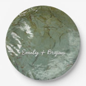 水で覆われた岩スラブの自然写真 ペーパープレート (正面)