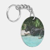 水で跳んでいるジャーマン・シェパード キーホルダー (正面左)