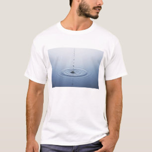 水にさざ波 Tシャツ