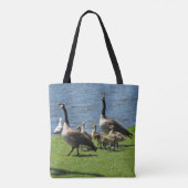 水による草のカナダのガチョウ トートバッグ (裏面)