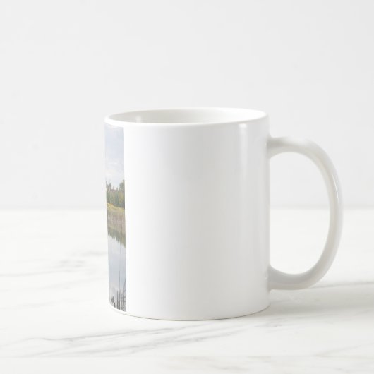 水に反射した納屋 コーヒーマグカップ (右)