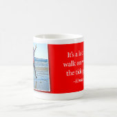 水に歩くこと コーヒーマグカップ (中央)