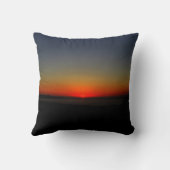 水に沈む夕日 クッション (裏面)