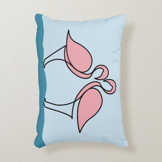 水に浮かぶ2羽のピンクのフラミンゴ アクセントクッション (正面(垂直))